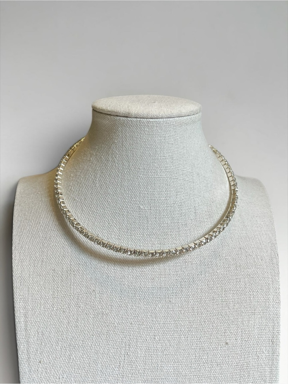 🍭5 for $20🍭 Silver Tone Crystal Choker Necklace CC X